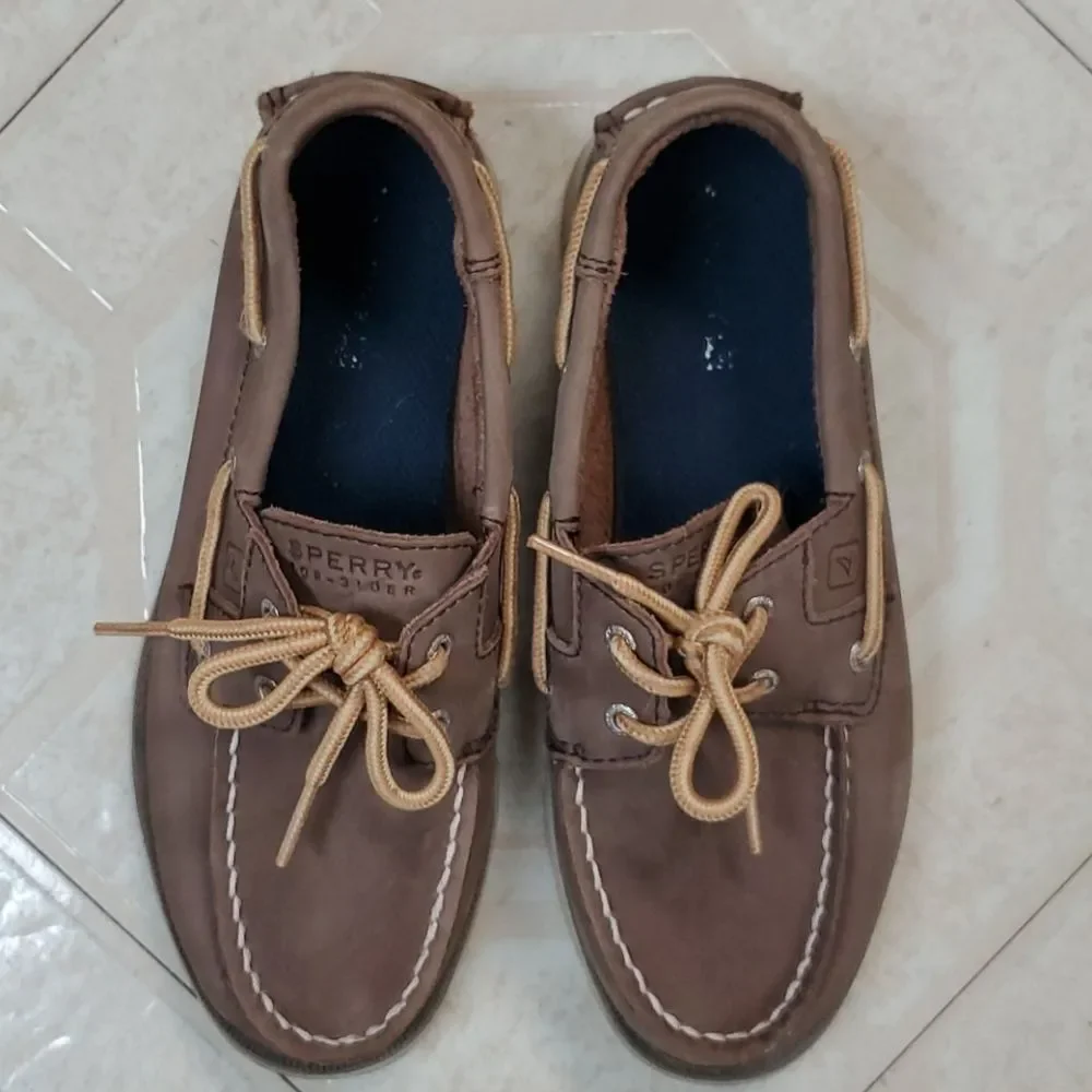 Sperry boys Top Sider Leeward Boat Shoes 1.5 excellent condition